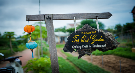 Tra Que Cooking class